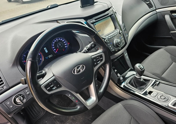 Hyundai i40 cena 40400 przebieg: 188000, rok produkcji 2015 z Ciechanowiec małe 781